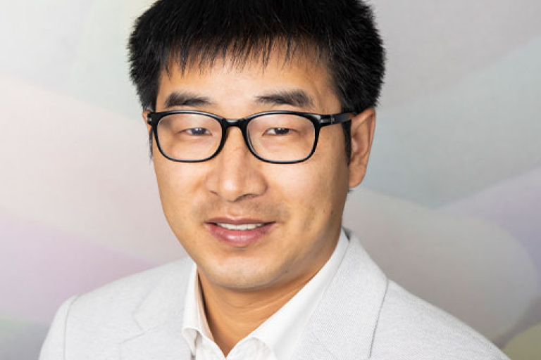 Headshot of Dr. Xiao-Tao Jiang