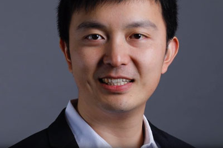 Headshot of Dr Qiao (Eric) Qiao